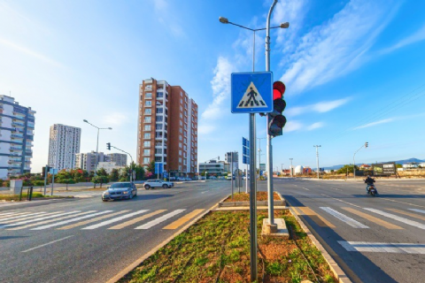 4. Cadde Doğu Yol