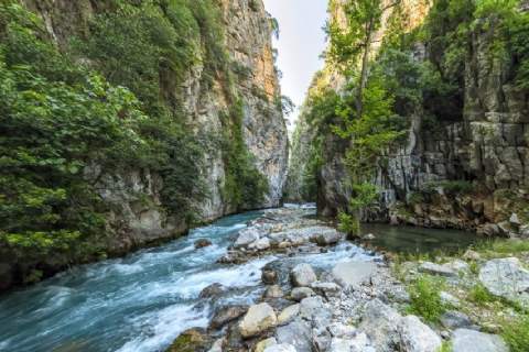 Çamlıyayla Boğazpınarı (Karasu) Şelalesi