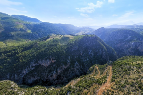 Çamlıyayla Boğazpınarı (Karasu) Şelalesi