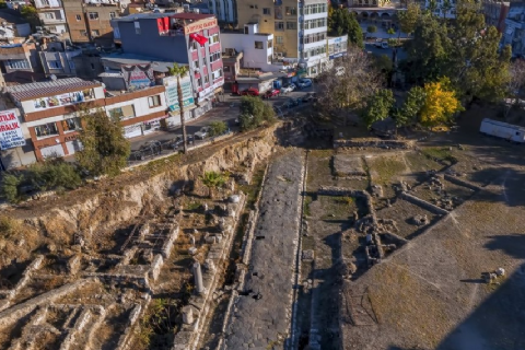 Cumhuriyet Area and Ancient Street