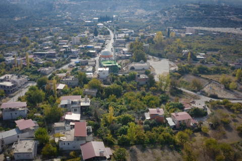 Zeyne Türbesi